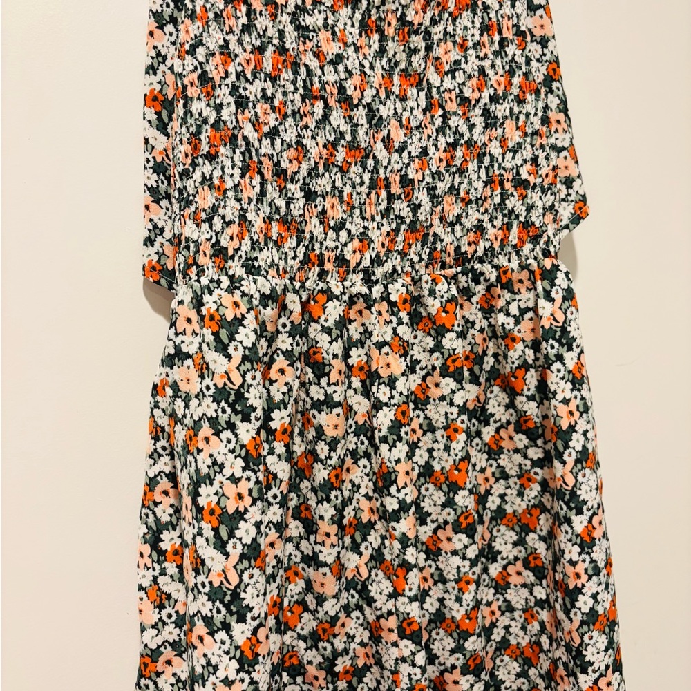 Floral Ruffle ROMPER - Picture 5 of 5